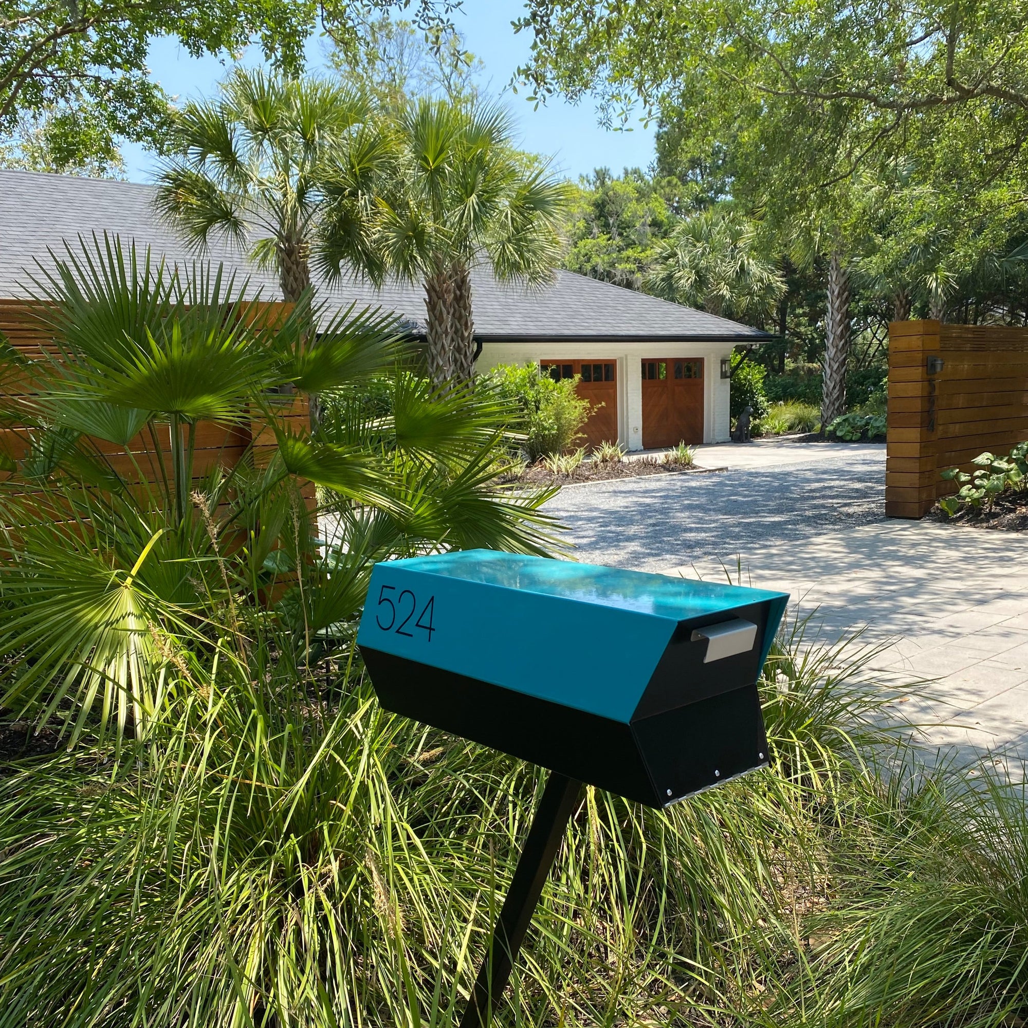 The Modbox Mid-Century Modern Curbside Mailbox